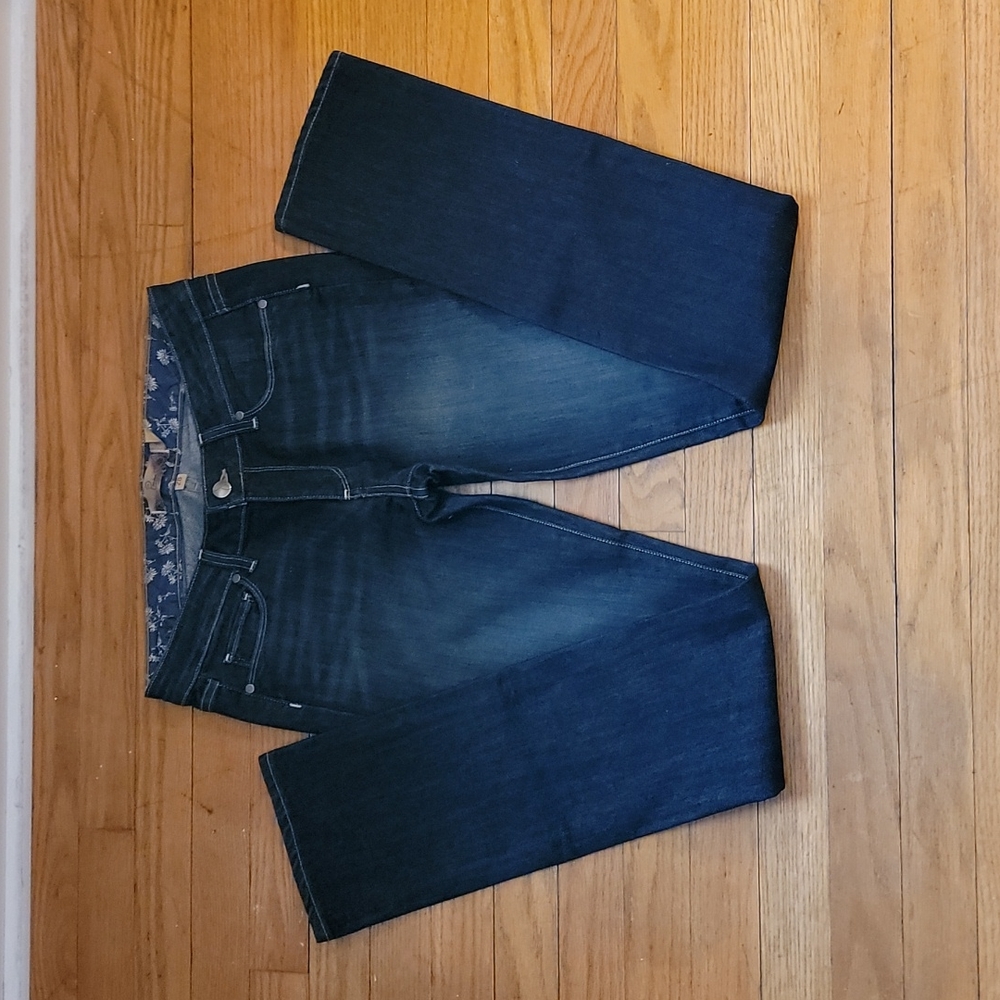 EUC Paige Premium Denim Skyline